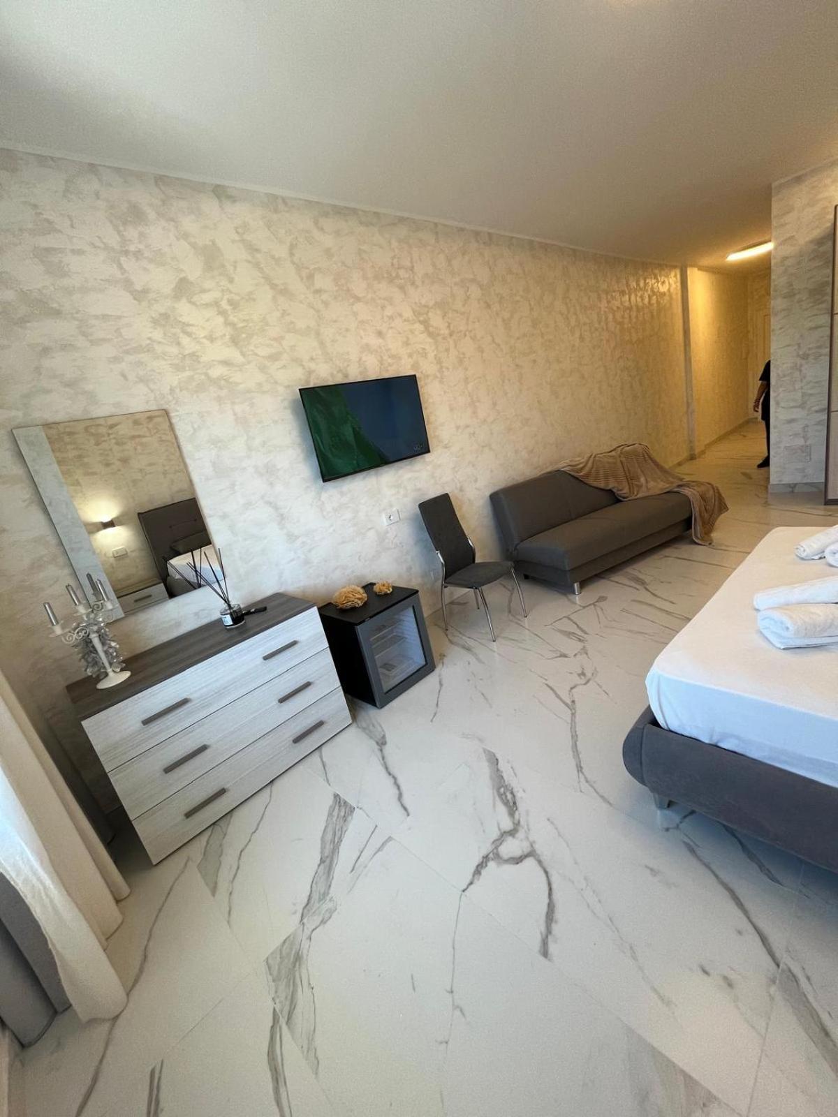 Hotel Paladini Porto Cesareo Exterior photo
